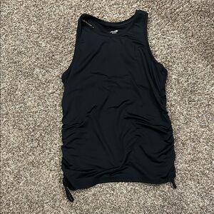 Black Sleeveless Women's athletic Top